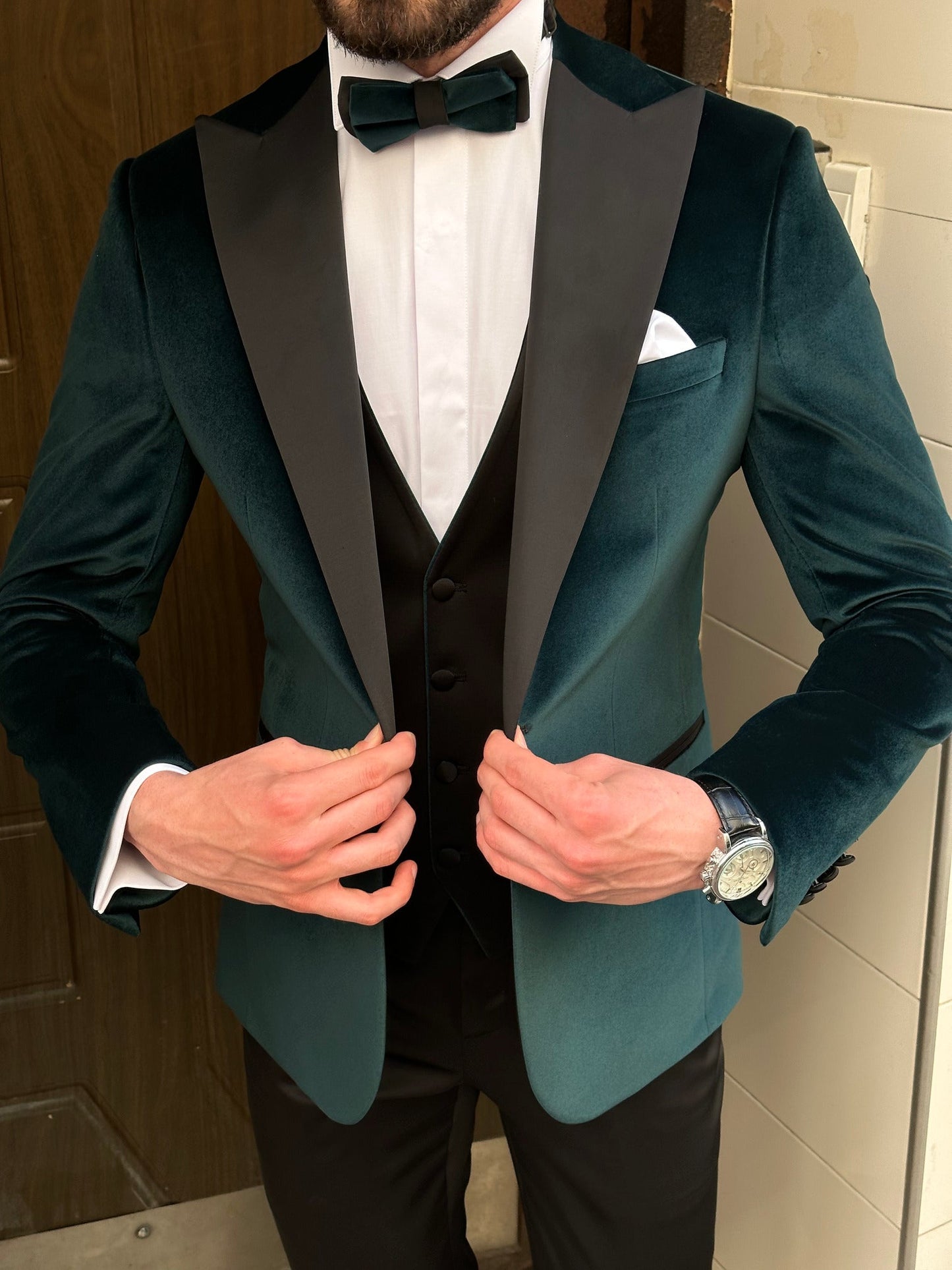 Emerald Velvet Slim-Fit Tuxedo 3-Piece