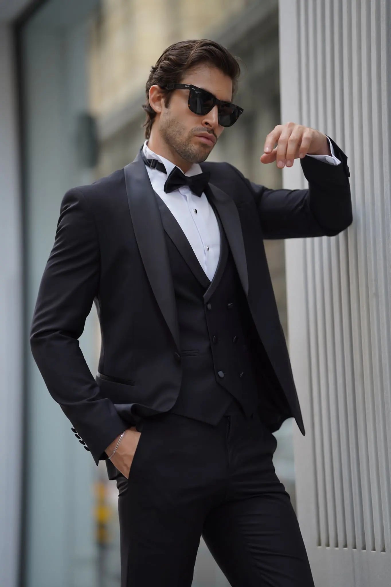 Daniel Slim-fit Shawl Collar Black Tuxedo - Elevate Your Formal Style - BRABION