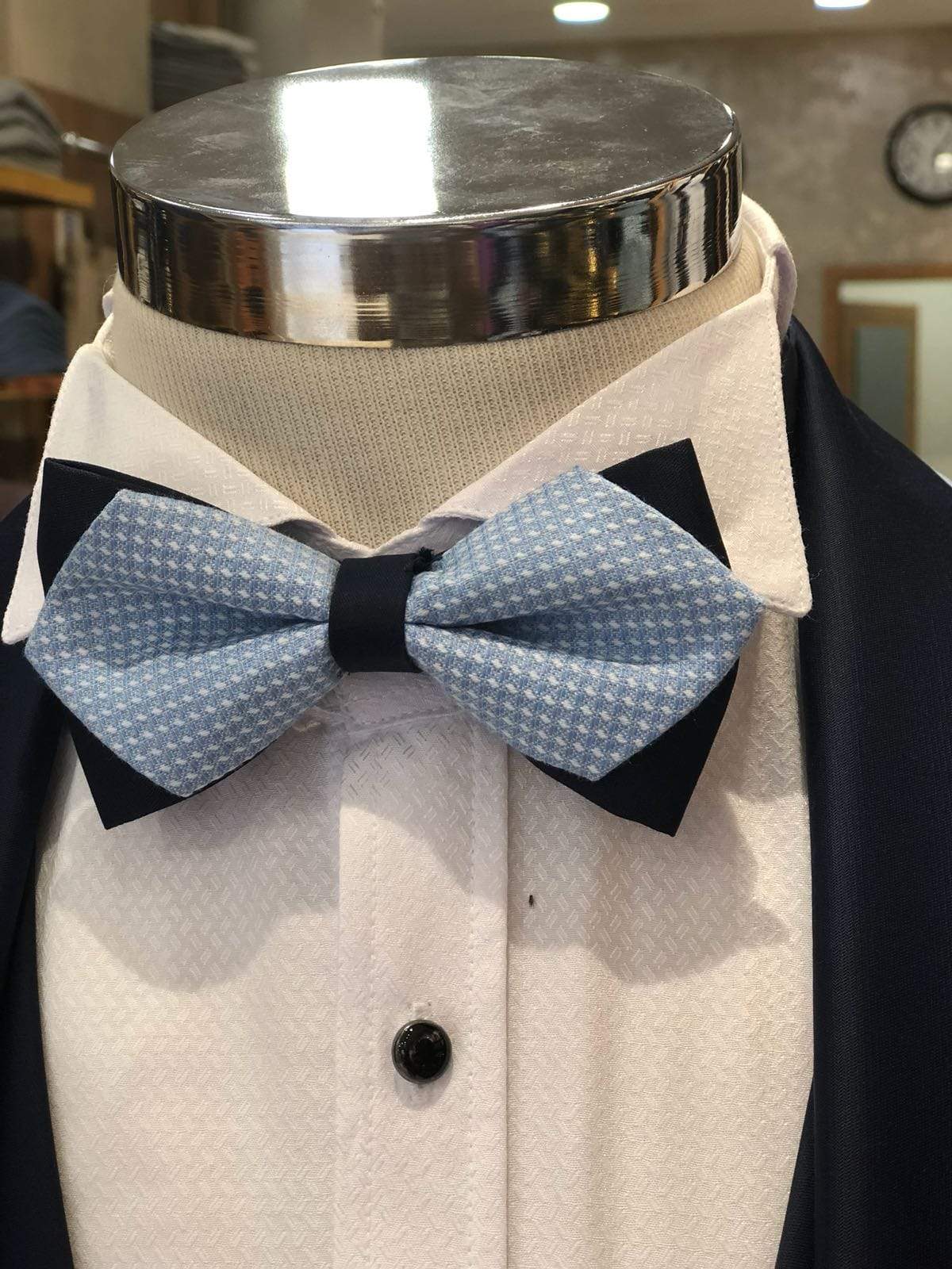 Slim-Fit Tuxedo Suit in Blue – Timeless Elegance for Every Occasion