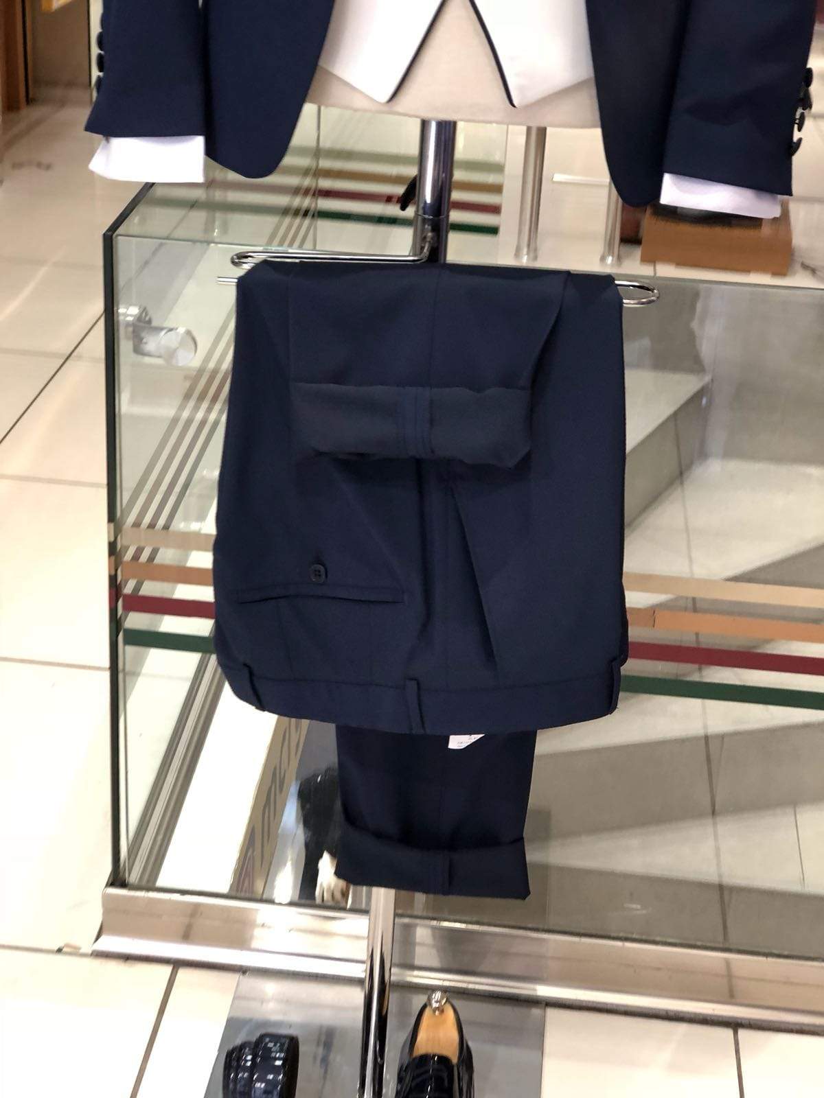 Slim-Fit Navy-Blue Tuxedo Suit for Elegant Occasions