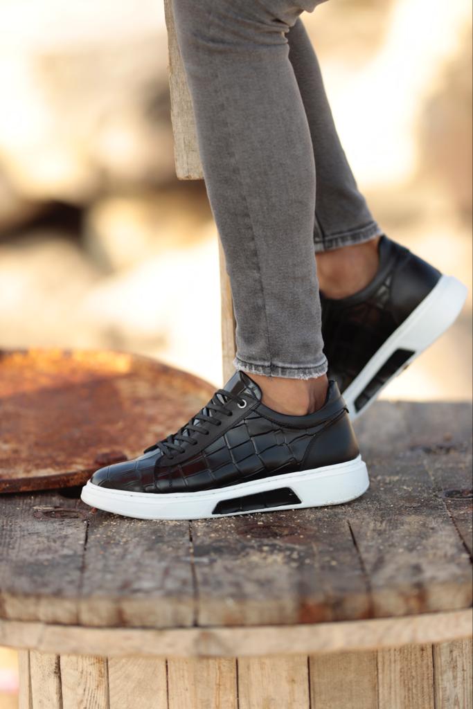 Empire Black Crocodile Pattern Sneakers - Elegance Meets Comfort
