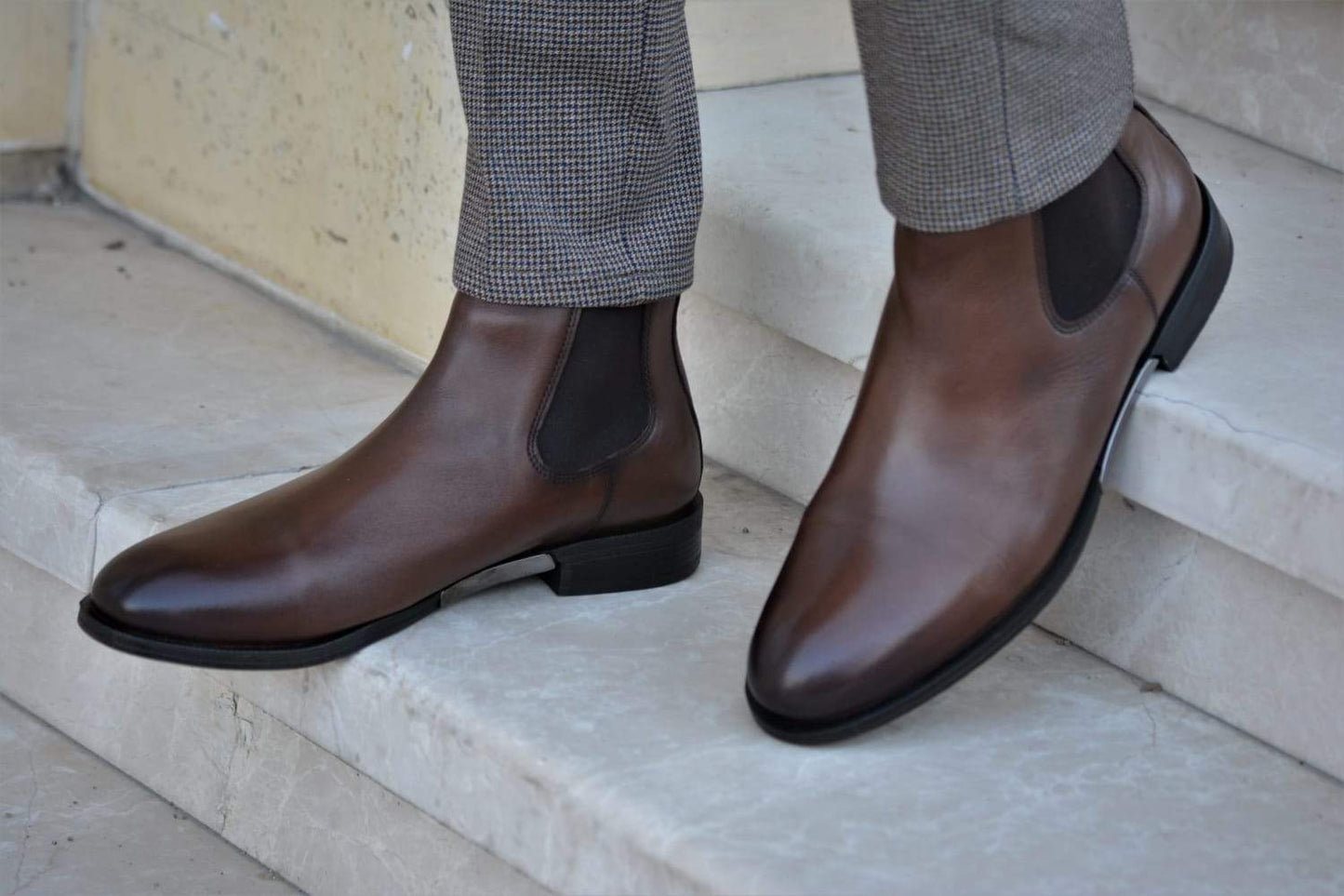 Vicenza Calf Leather Boots in Brown - Elevate Your Style