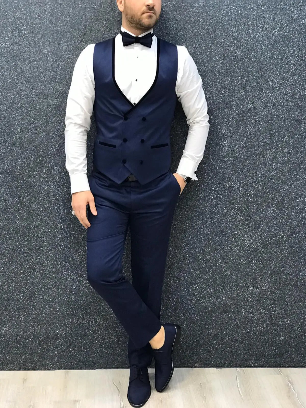 Ventura Blue Slim Fit Velvet Peak Lapel Tuxedo - BRABION