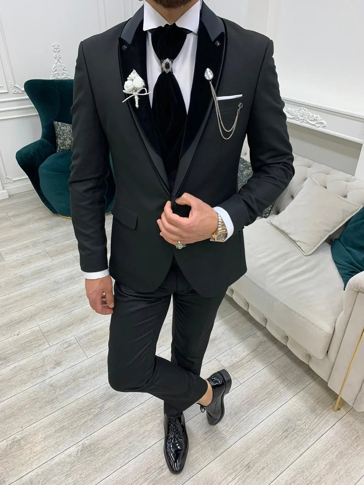 Forte Black Slim Fit Velvet Peak Lapel Wedding Suit - BRABION