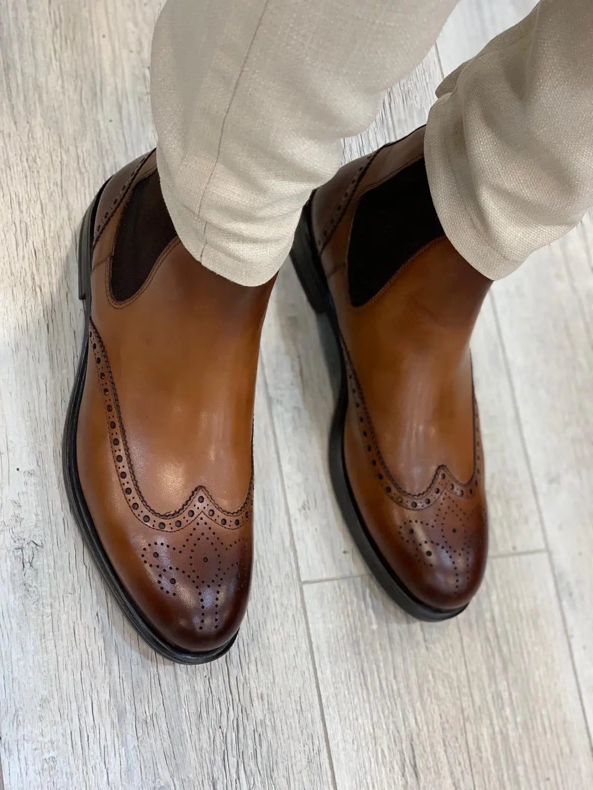 Ade Brown Chelsea Boots - Elegant Leather Footwear for Every Occasion - BRABION
