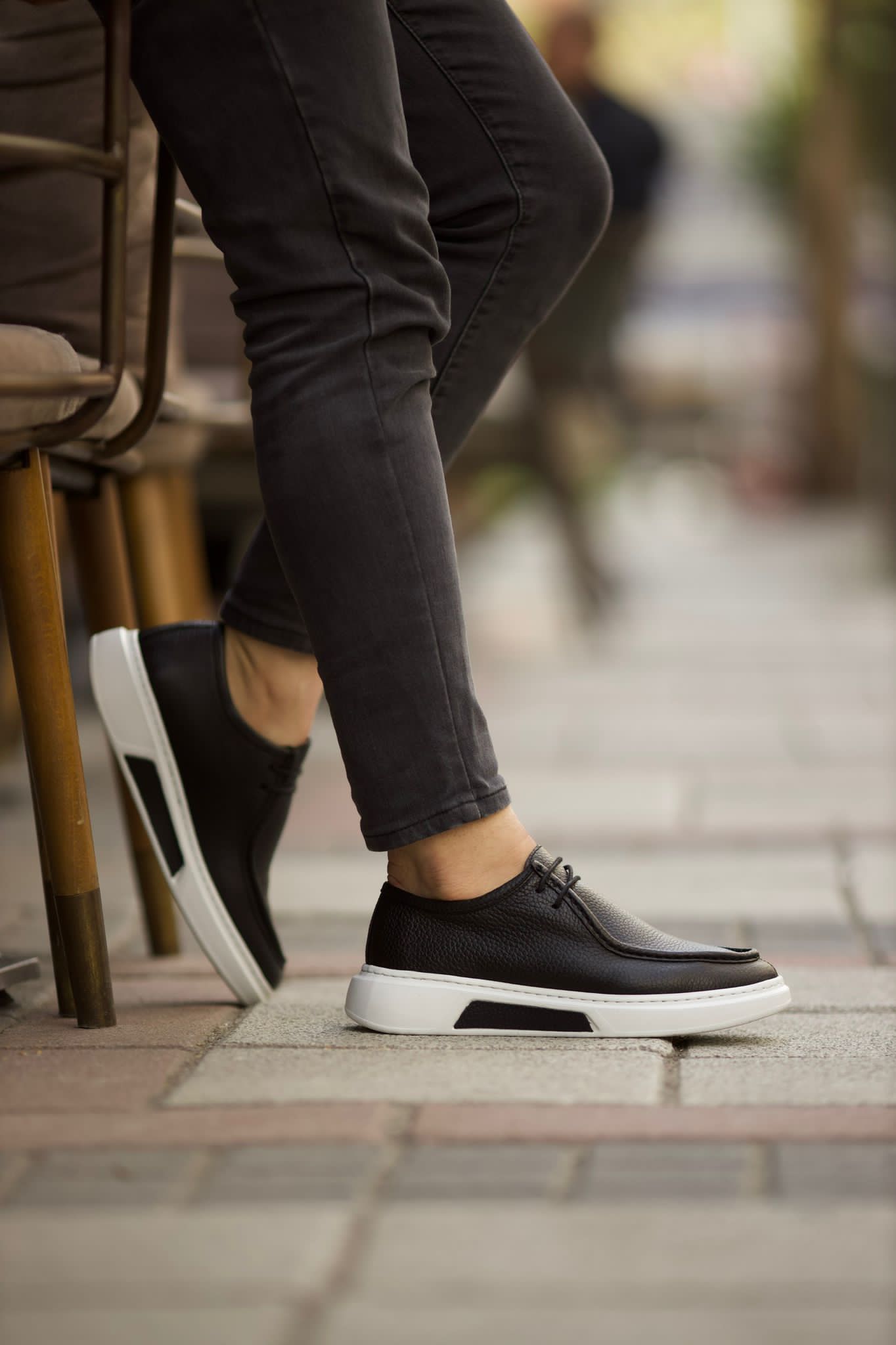 Vince Eva Pool Sole Black Shoes - Luxury Comfort for Every Occasion