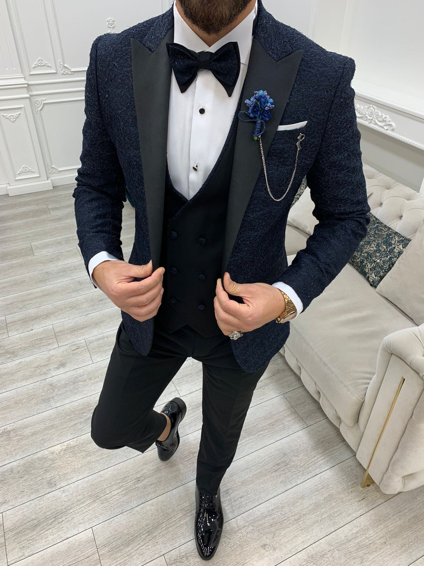 Caesar Navy Blue Slim Fit Peak Lapel Floral Patterned Tuxedo