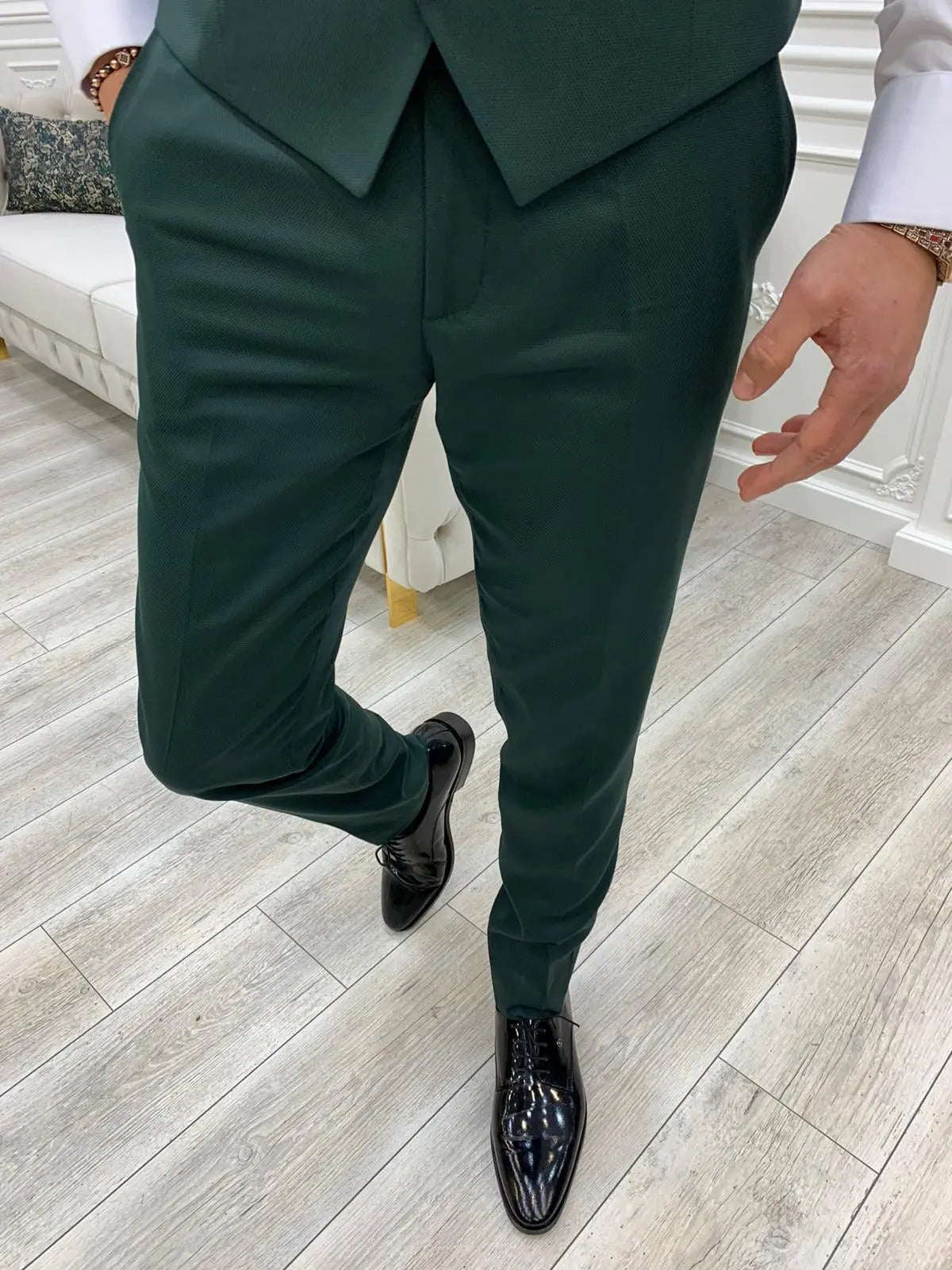 Royal Green Slim Fit Velvet Peak Lapel Tuxedo - BRABION
