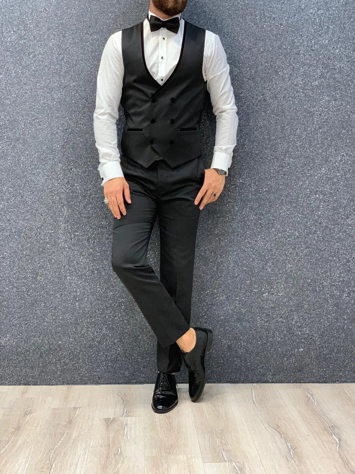 Acacia Black Slim Fit Tuxedo for Men - BRABION