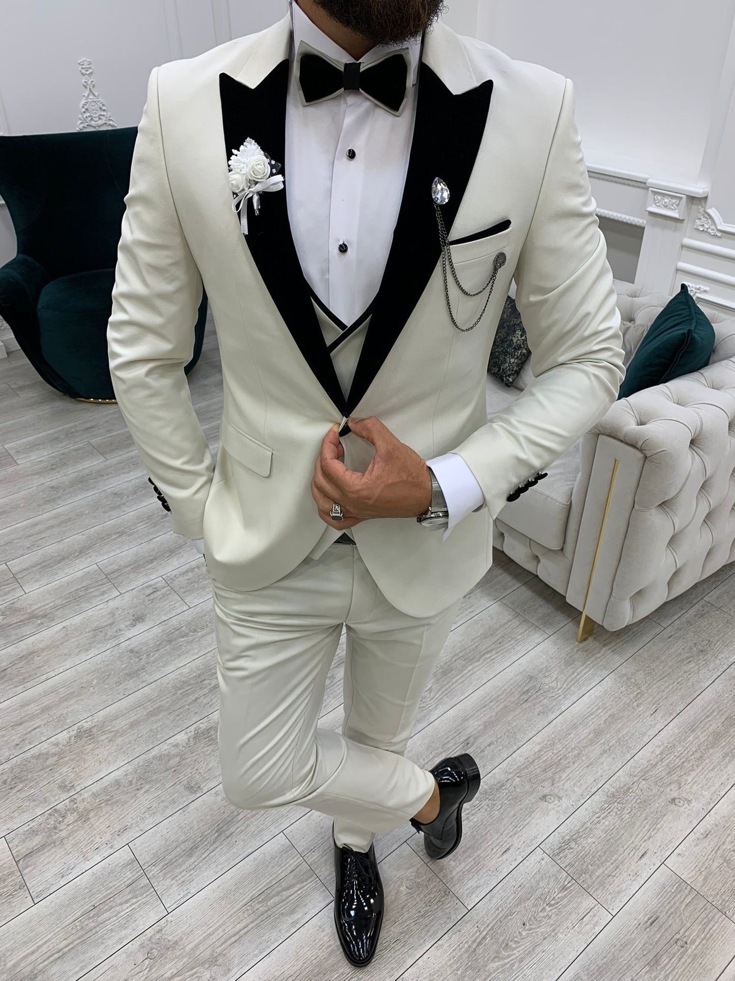 Acacia White Slim Fit Velvet Peak Lapel Tuxedo - Elevate Your Formal Wardrobe