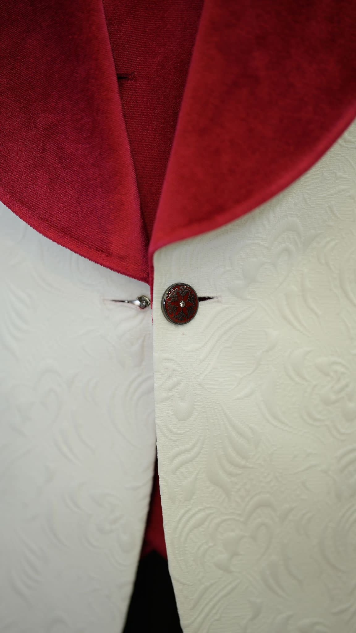 Fiore White Red Slim Fit Velvet Shawl Lapel Tuxedo