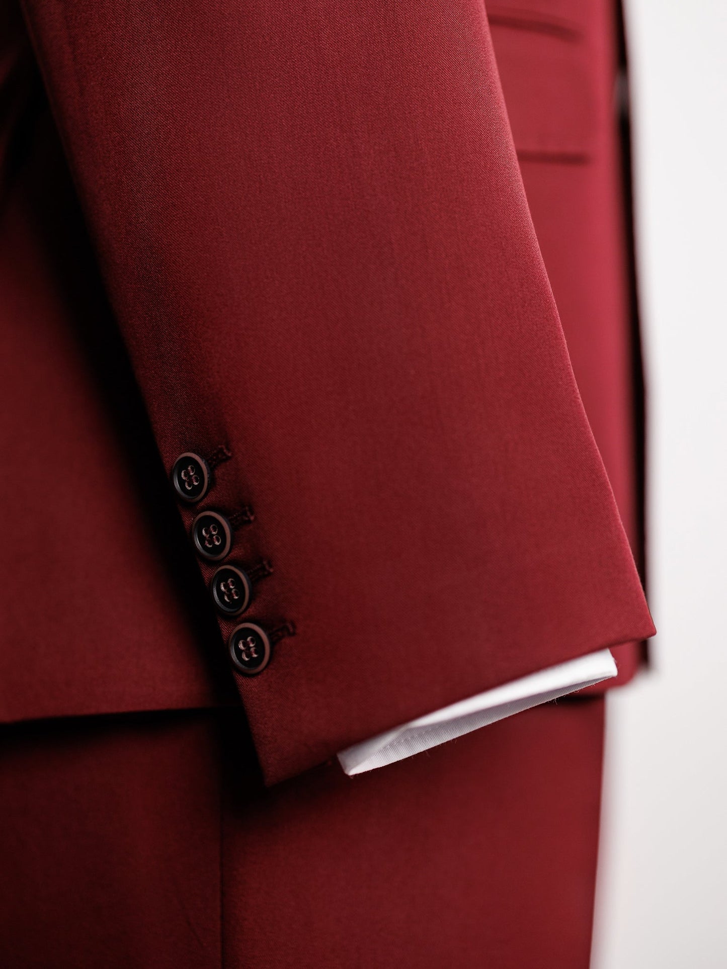 Bordeaux Slim-Fit Suit 3-Piece VIOSSI