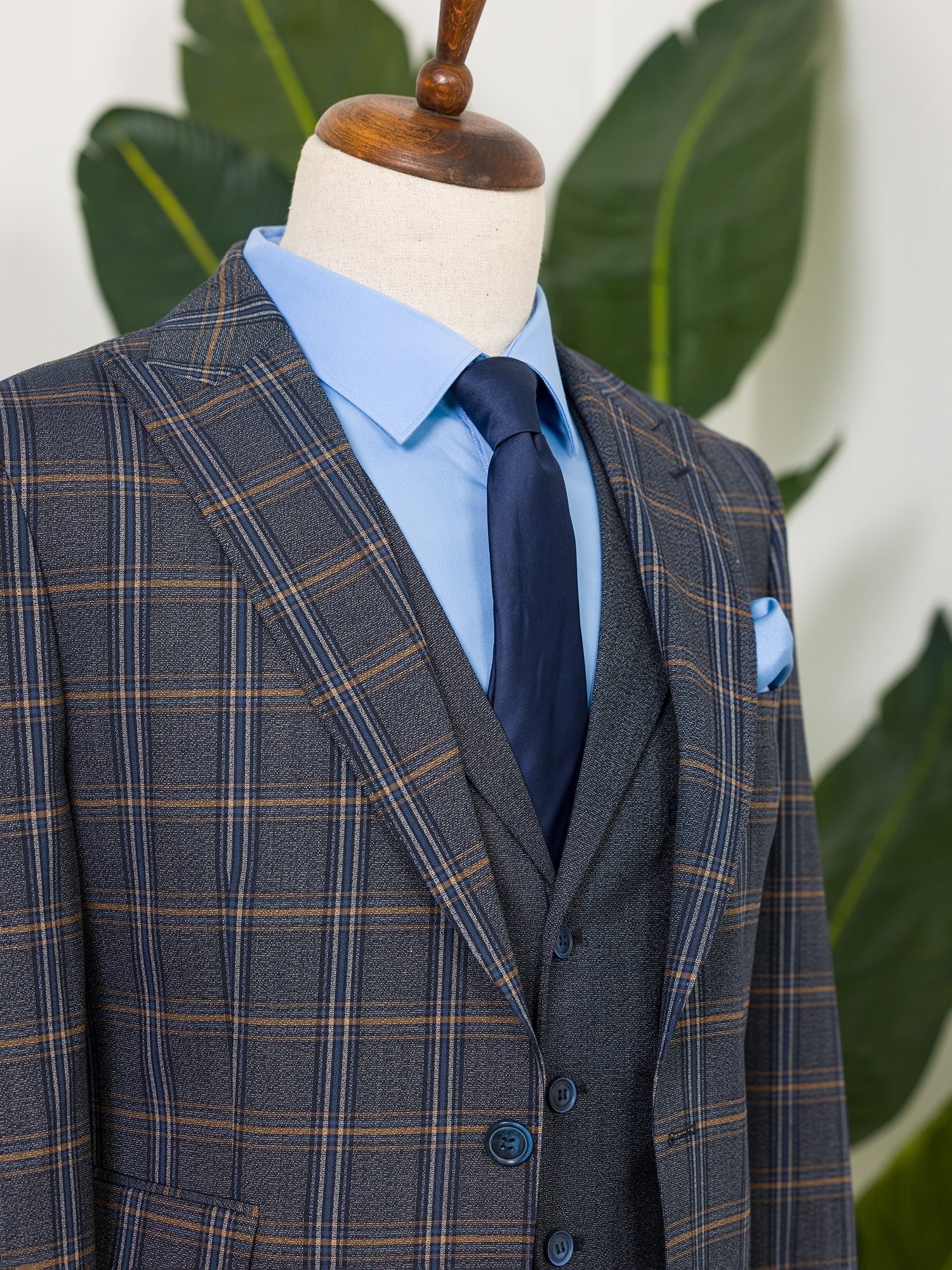 Navy Plaid Slim-Fit Suit 3-Piece VIOSSI
