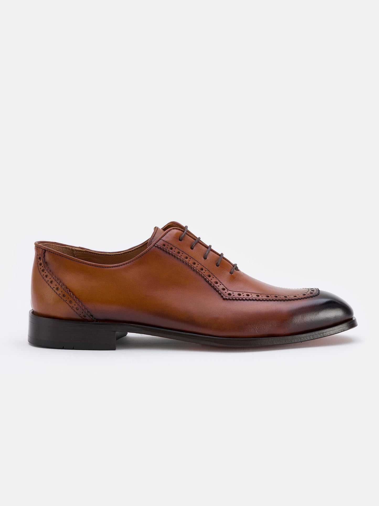 Brown Leather Wingtip Oxford VIOSSI