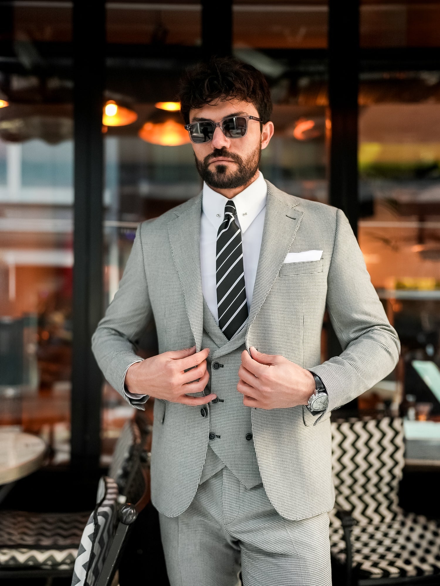 White Houndstooth Slim-Fit Suit 3-Piece VIOSSI