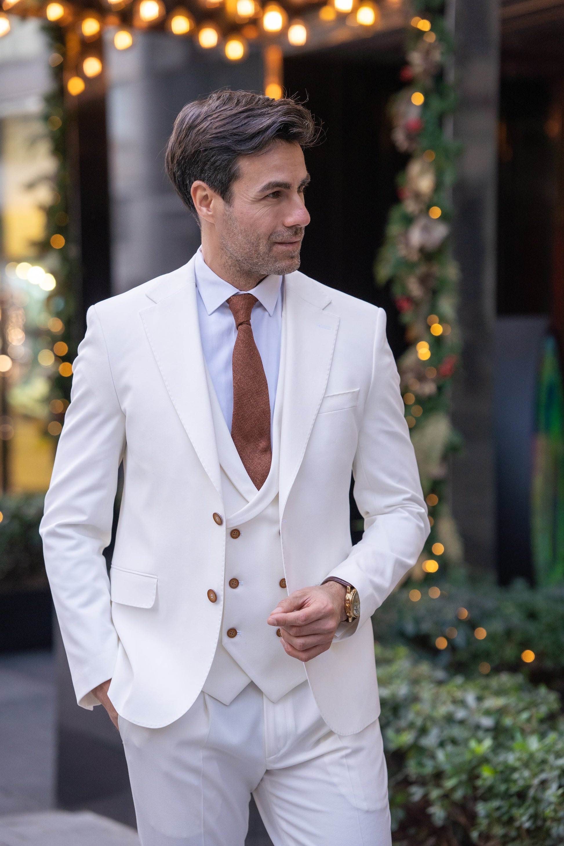 White Slim-Fit Suit 3-Piece VIOSSI