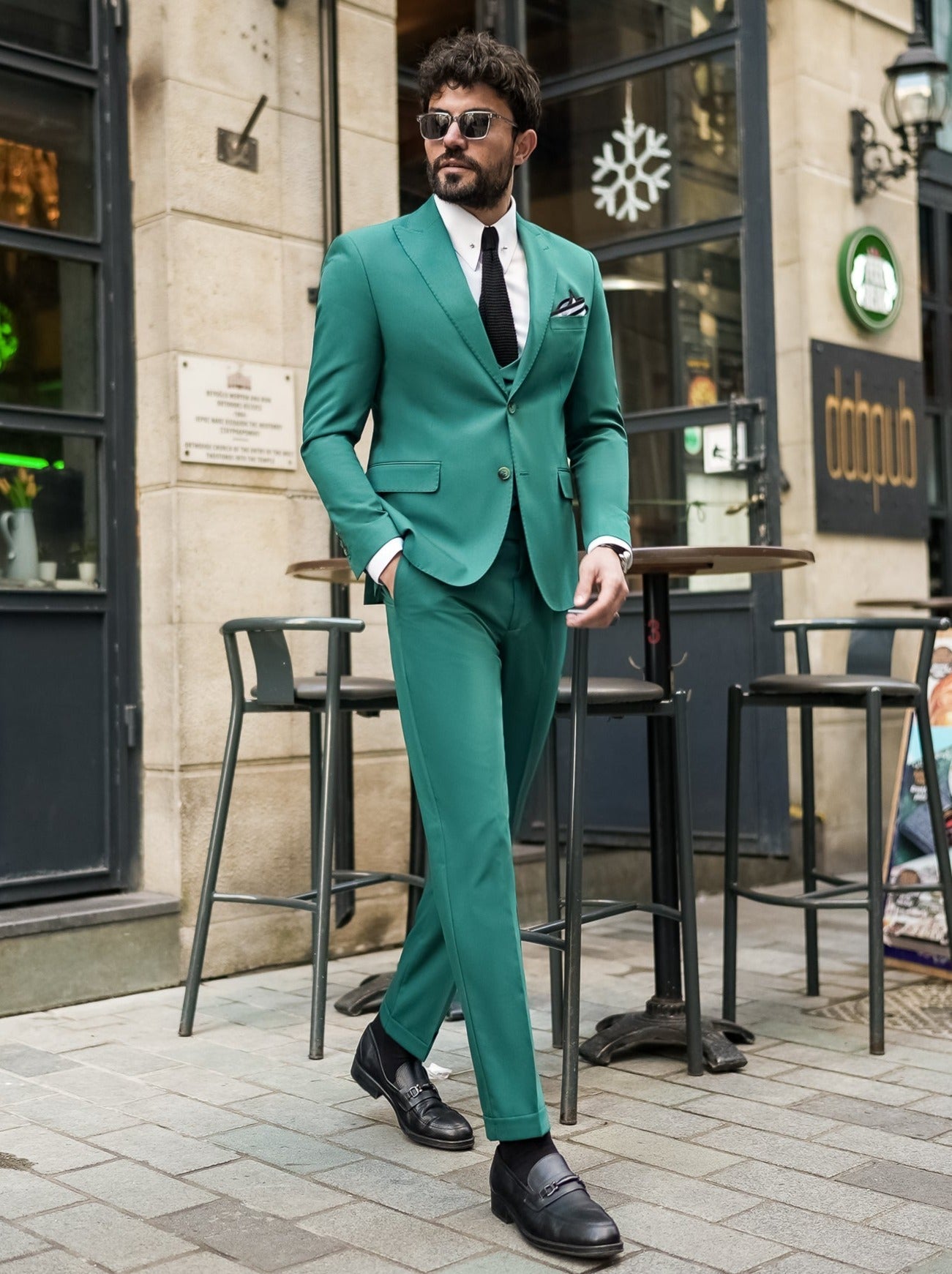 Green Modern-Fit Suit 3-Piece VIOSSI