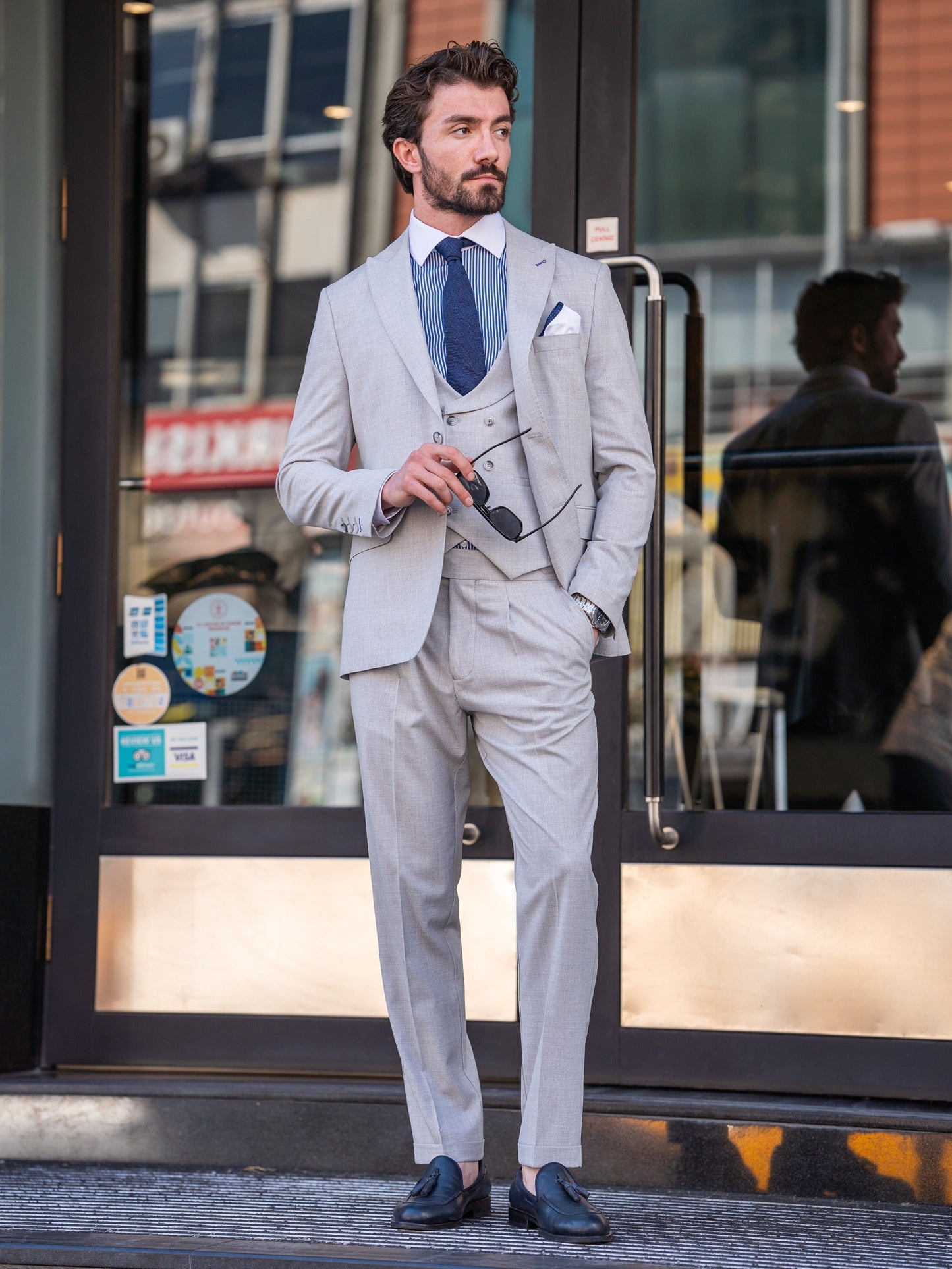 Grey Modern-Fit Suit 3-Piece VIOSSI
