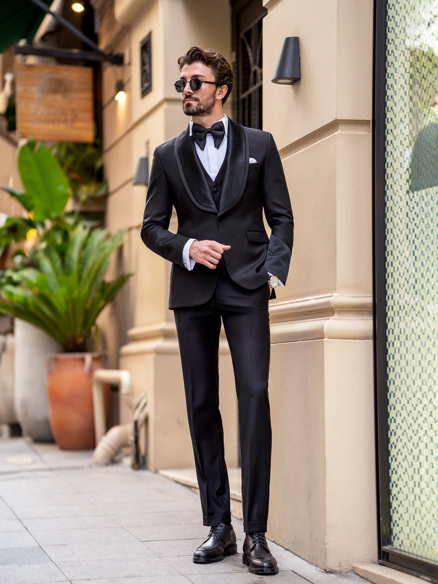 Black Slim-Fit Tuxedo 3-Piece - BRABION