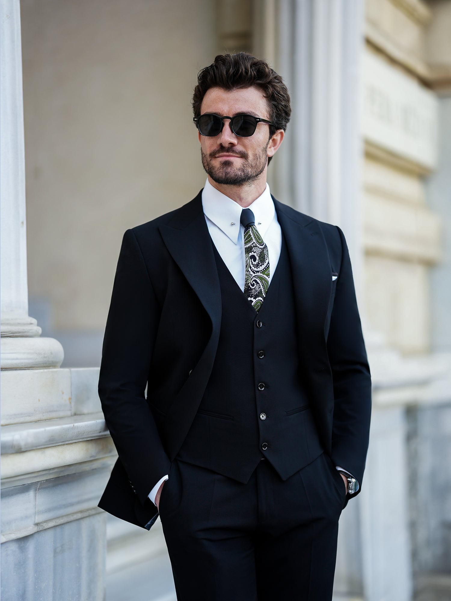 Black Slim-Fit Suit 3-Piece VIOSSI