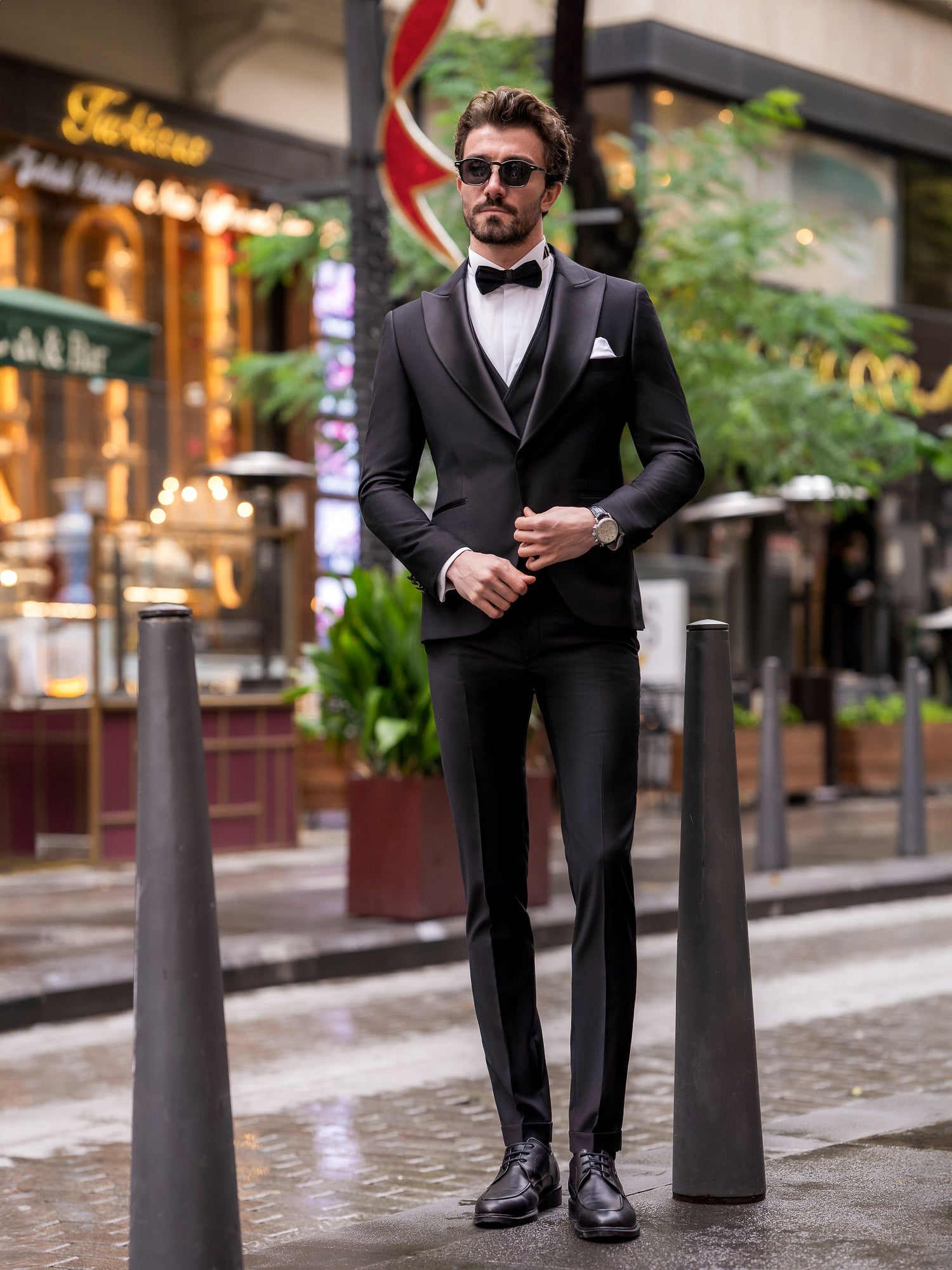 Black Slim-Fit Tuxedo 3-Piece - BRABION