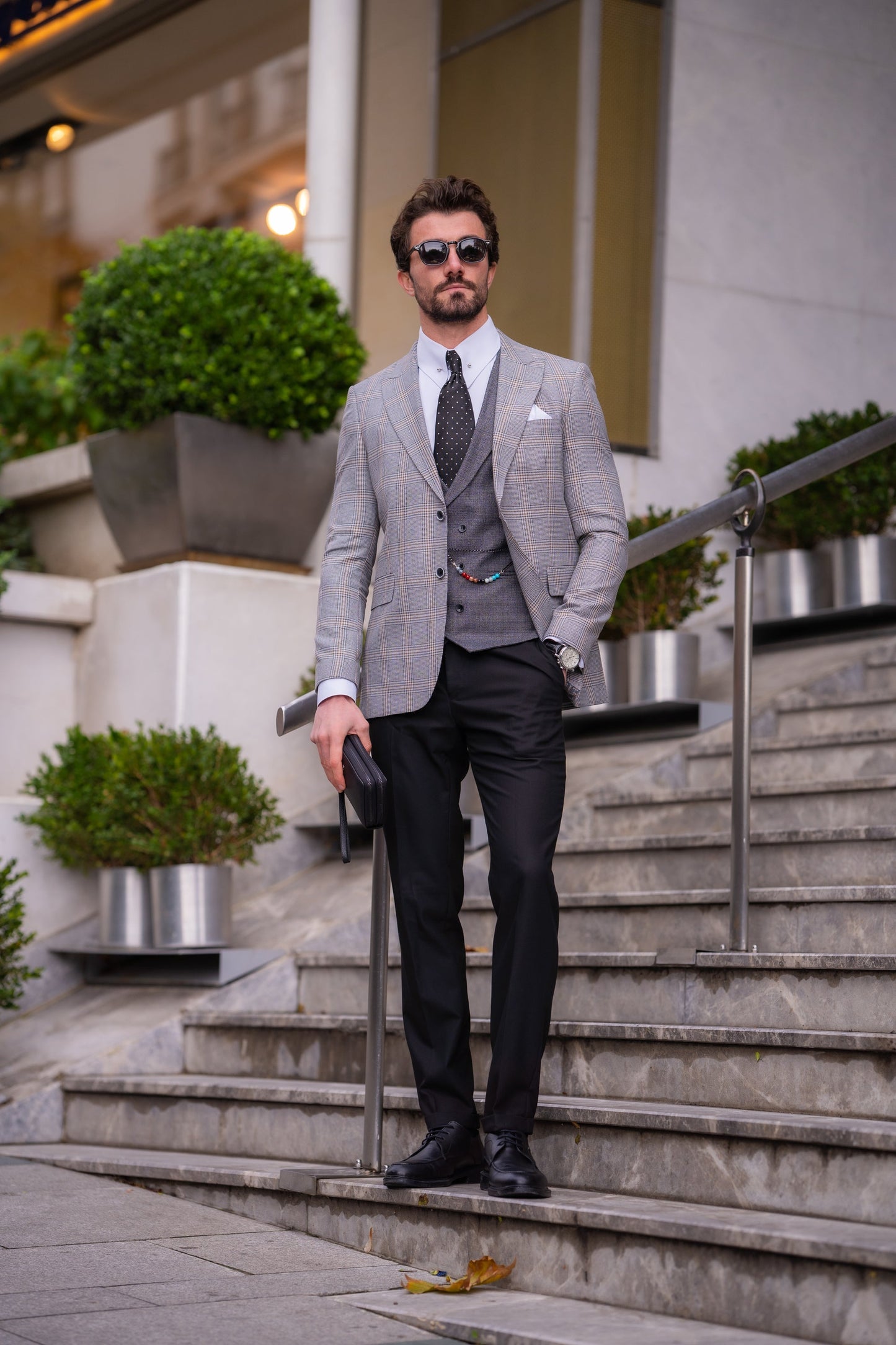 Grey Plaid Slim-Fit Suit 3-Piece VIOSSI