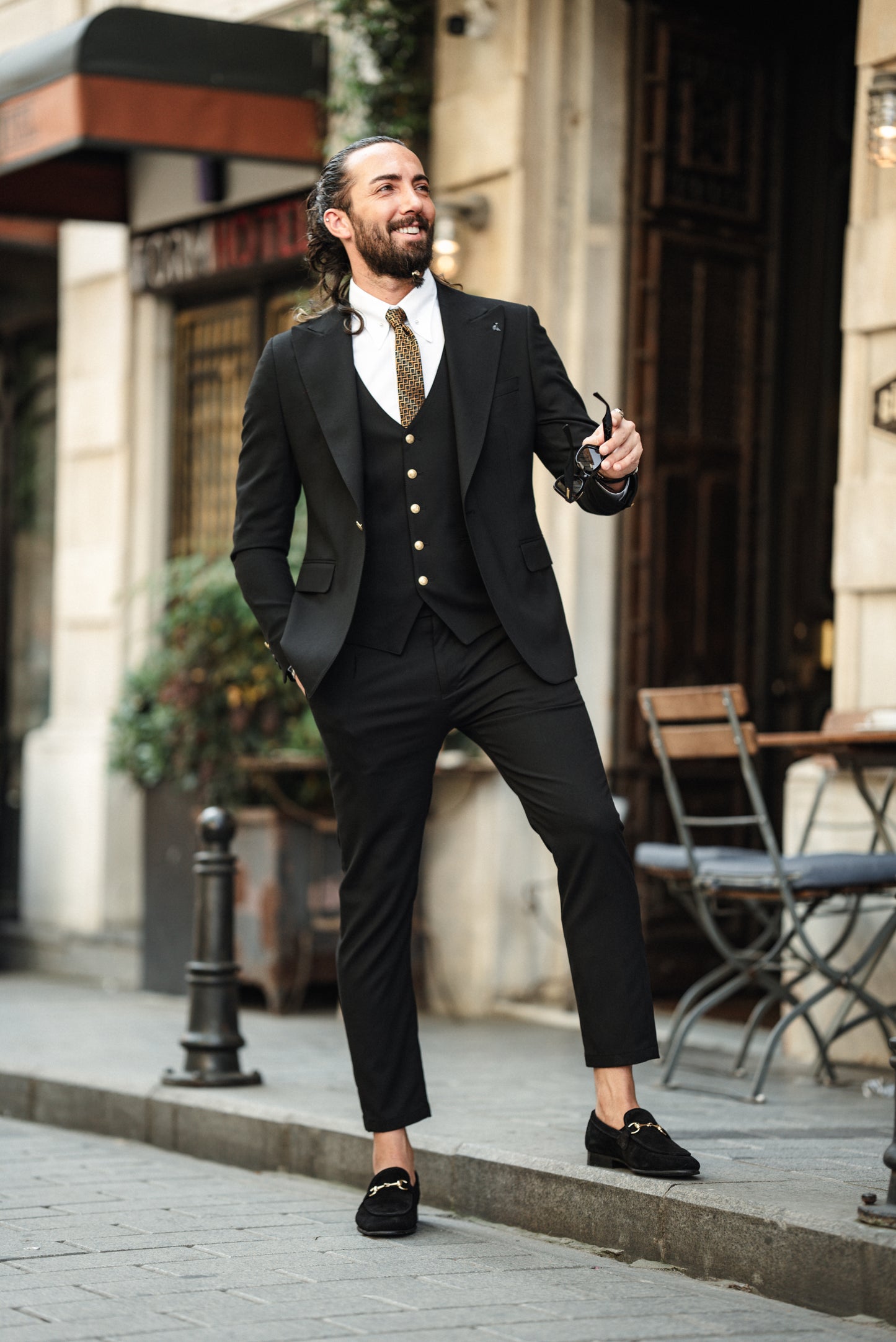 Brabion Noah Jet Black Slim Fit Peak Lapel 3 Piece Suit