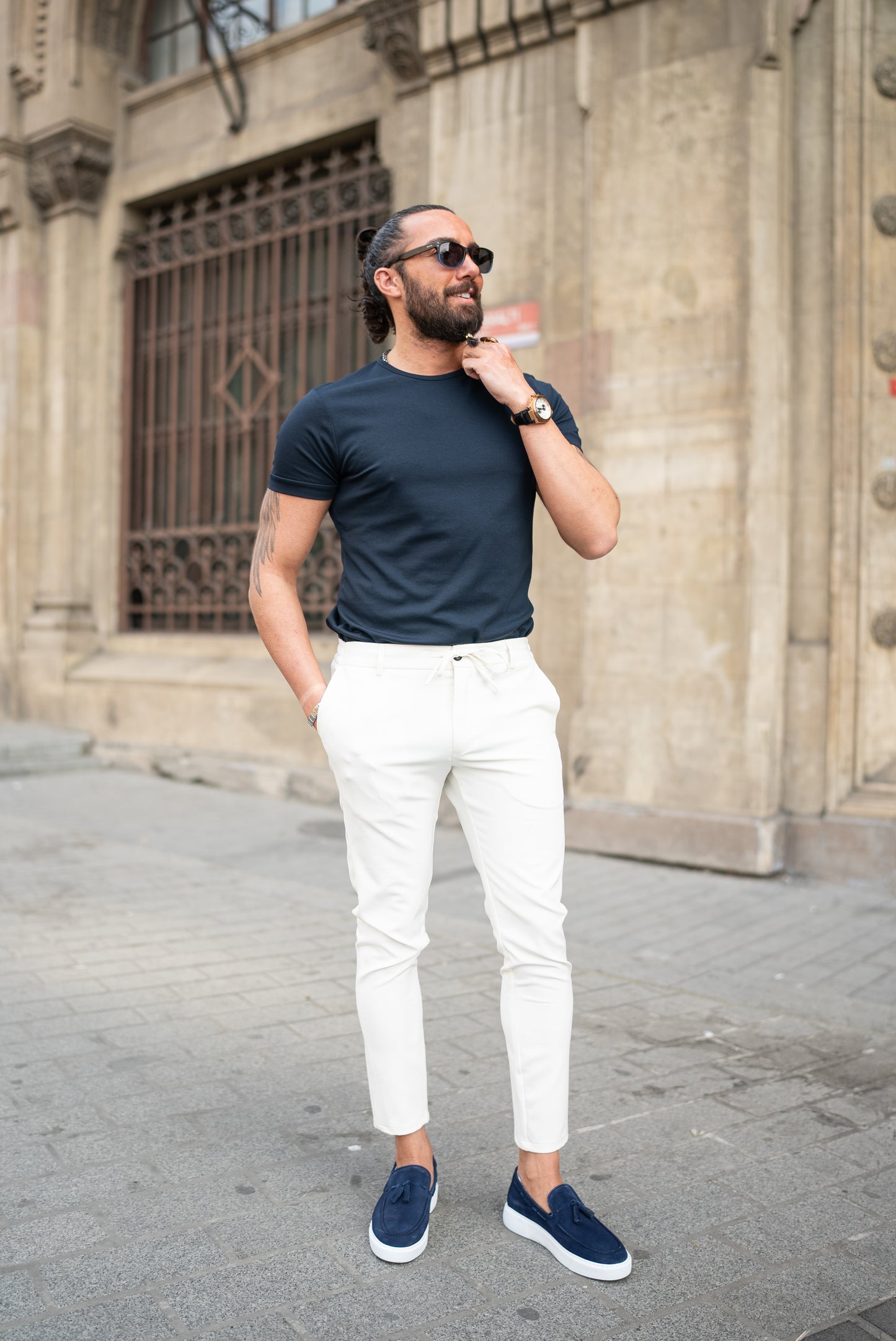 Brabion Maison White Slim Fit Pants: Versatile Elegance for Every Occasion