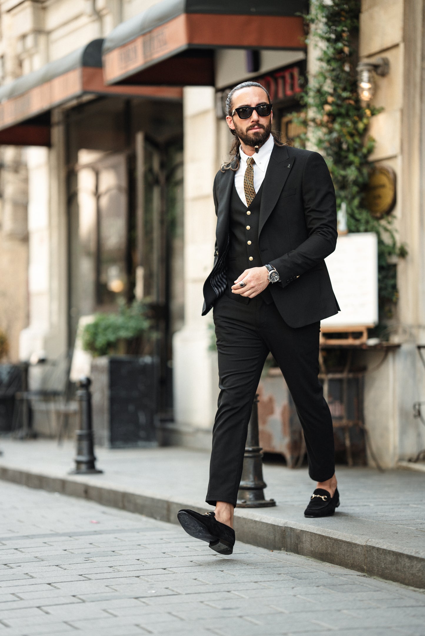 Brabion Noah Jet Black Slim Fit Peak Lapel 3 Piece Suit