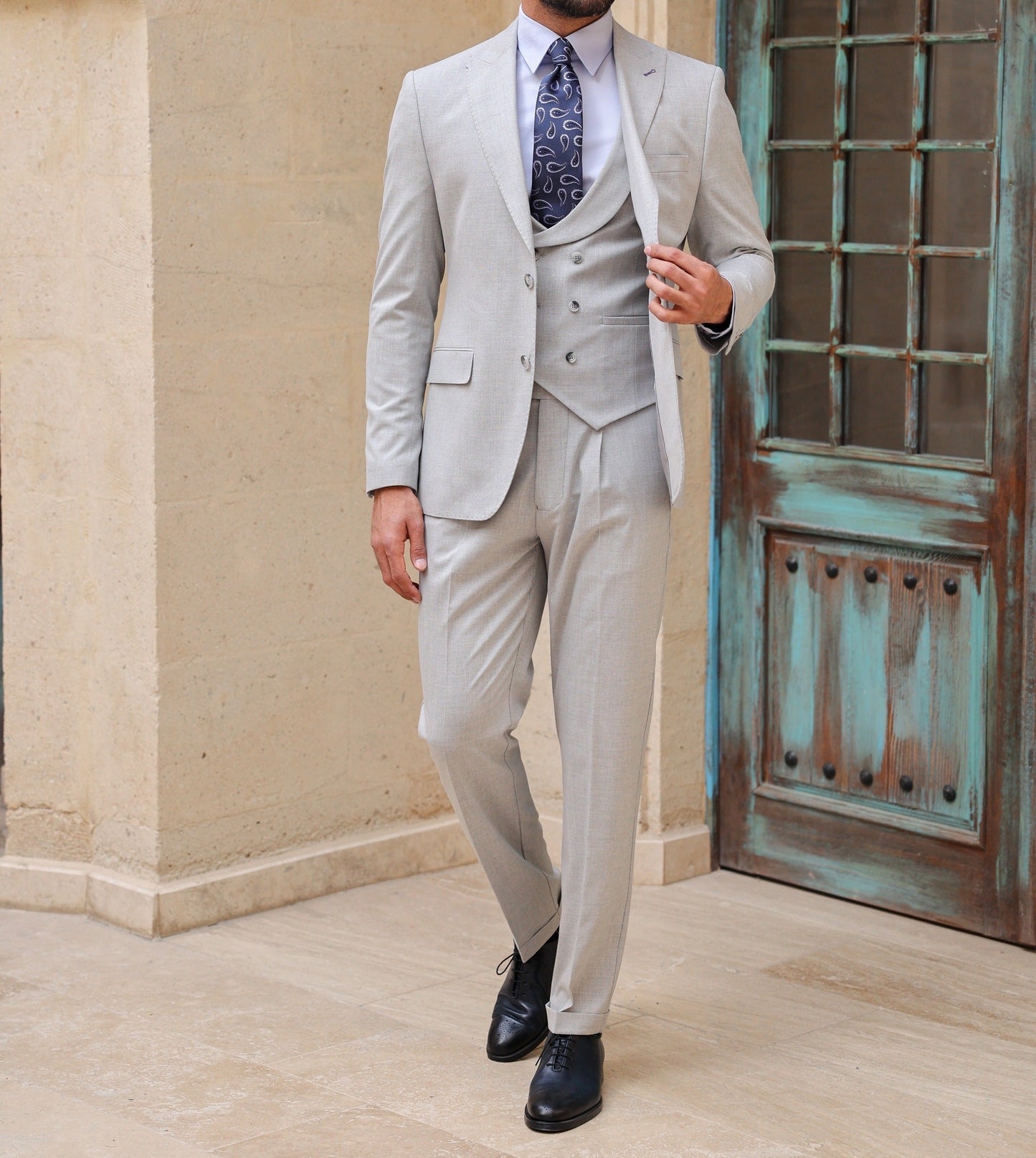 Grey Modern-Fit Suit 3-Piece VIOSSI