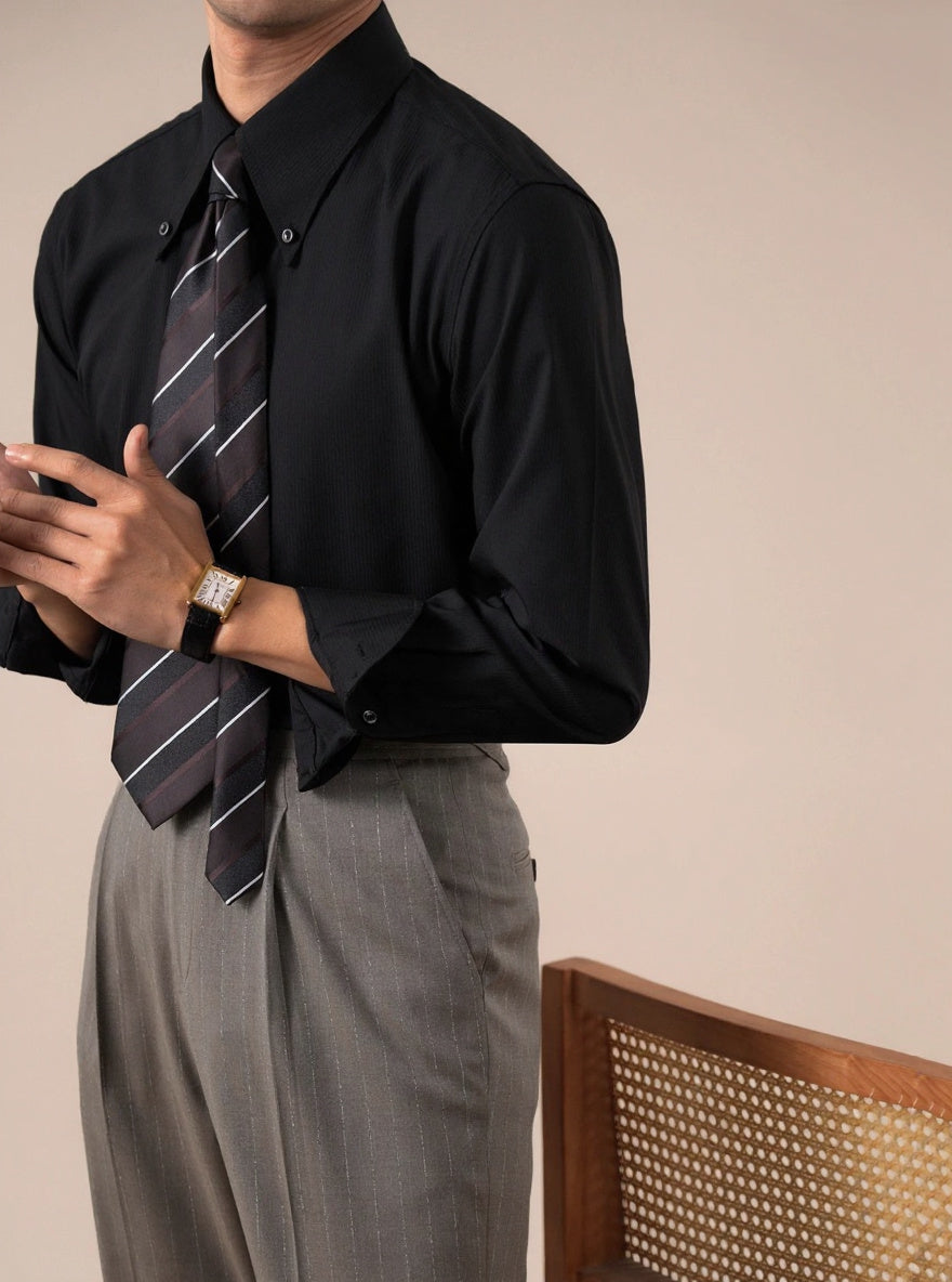 Mens Dress Shirt Bold Pointed Collar Button-Down