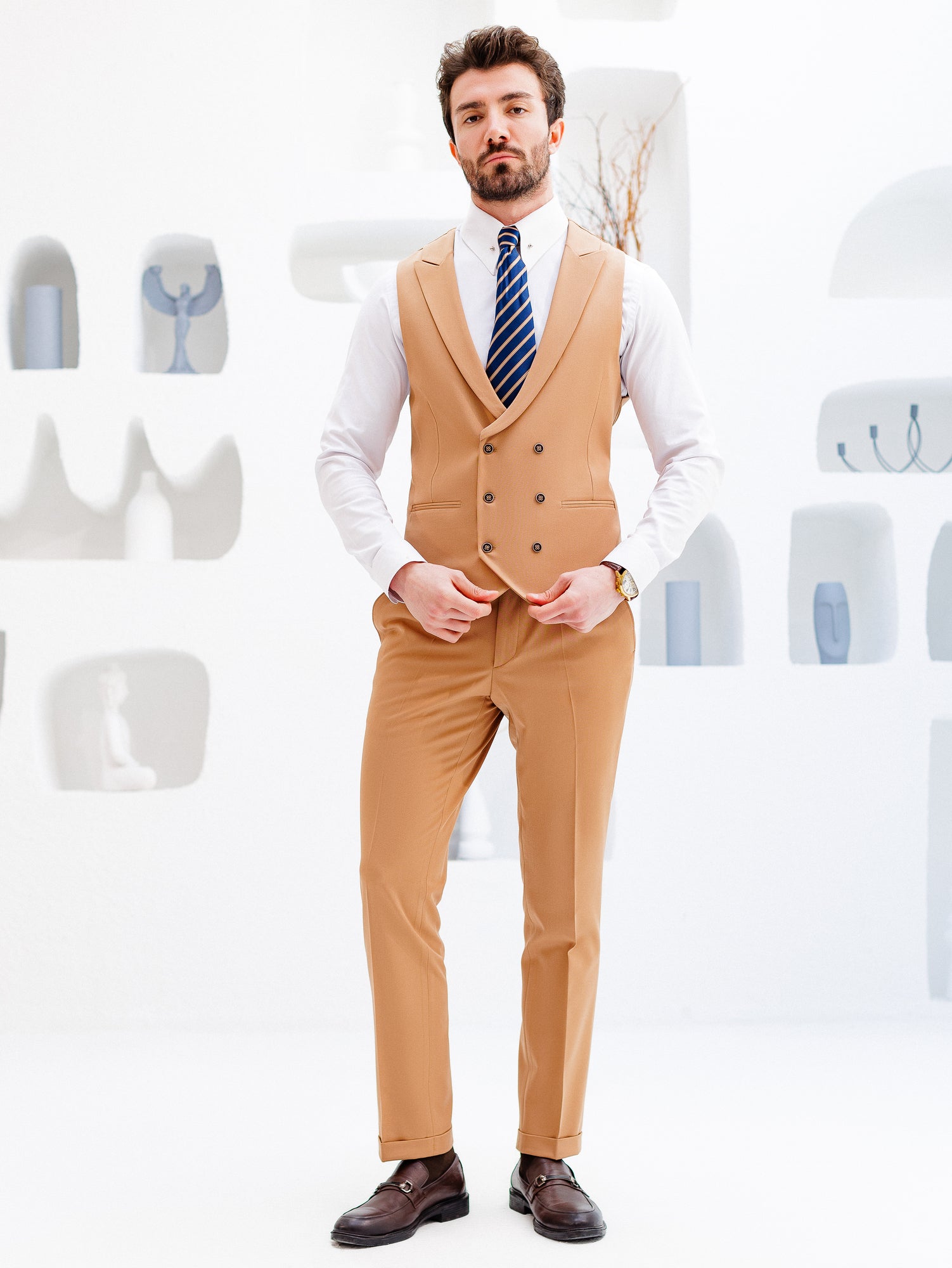 Camel Mid Waist Slim-Fit Pants VIOSSI