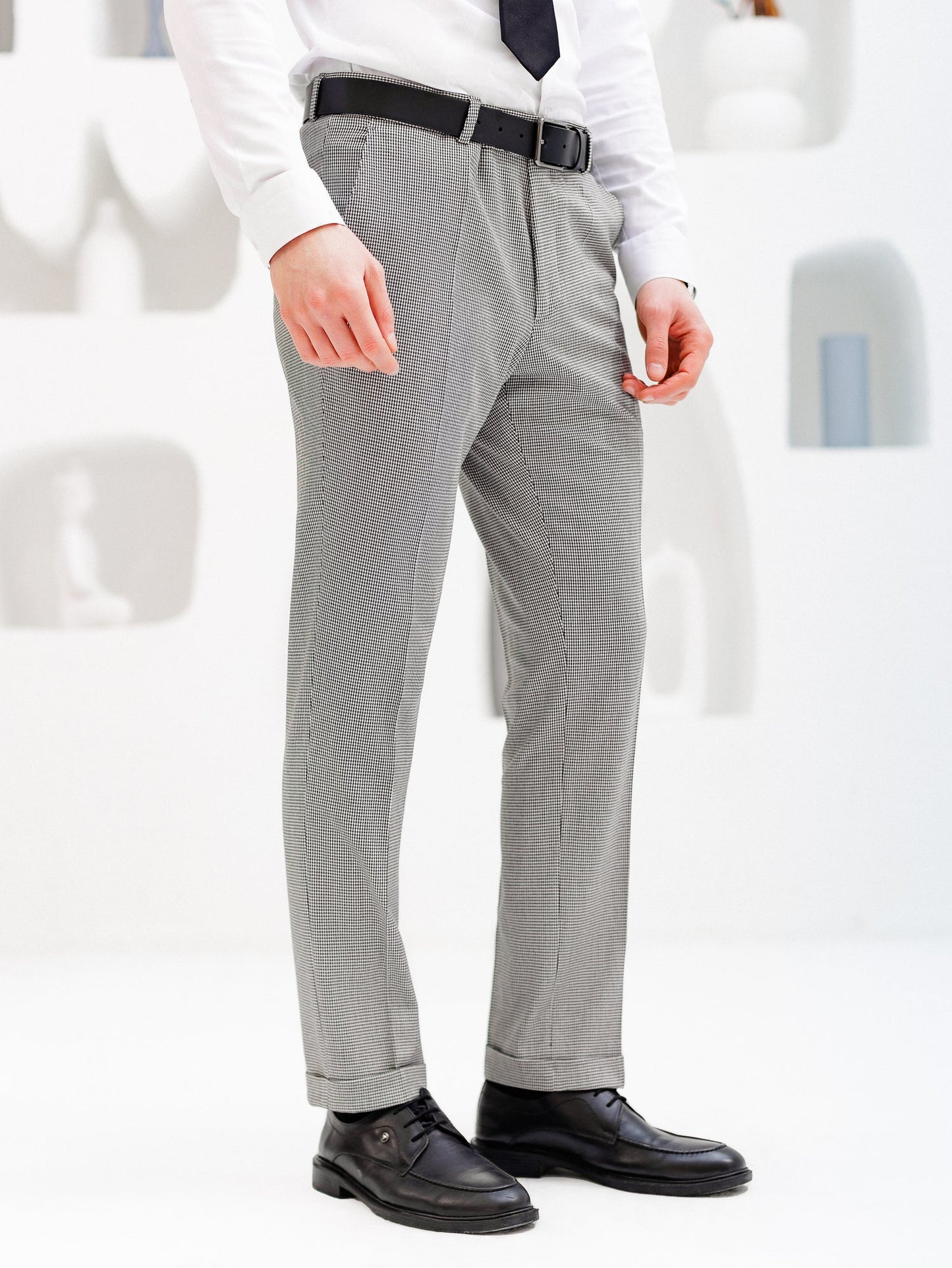 White Houndstooth Mid Waist Slim-Fit Pants VIOSSI