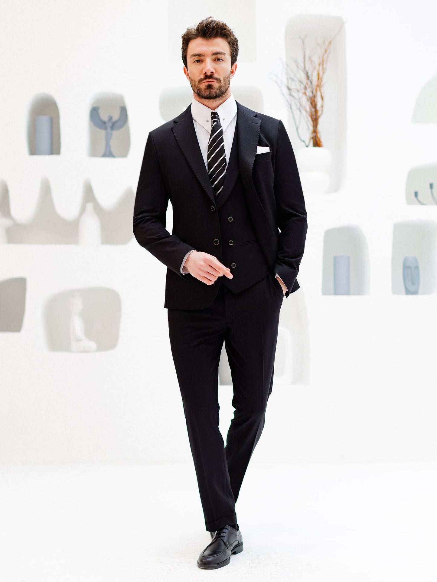 Black Slim-Fit Suit 3-Piece VIOSSI