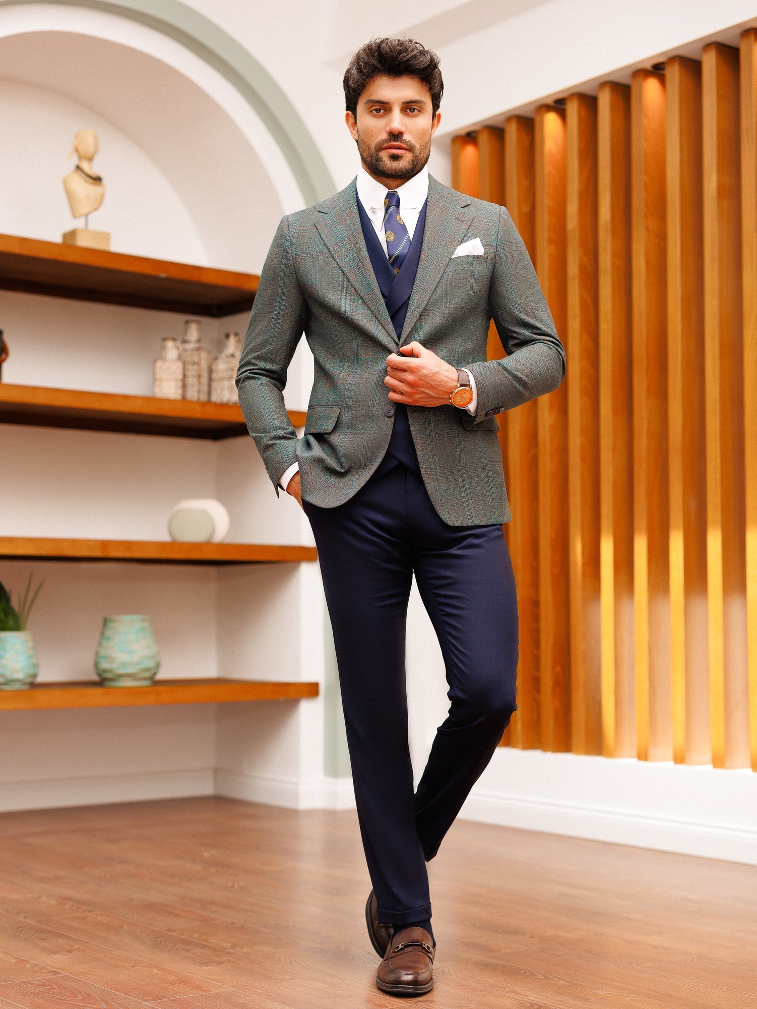 Grey Plaid Slim-Fit Suit 3-Piece VIOSSI