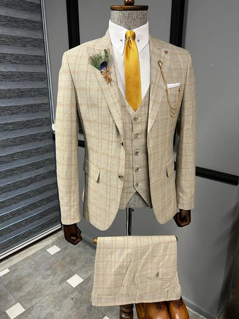 Fremont Camel Slim Fit Peak Lapel Plaid Suit - Elegant Three-Piece Ensemble BOJONI