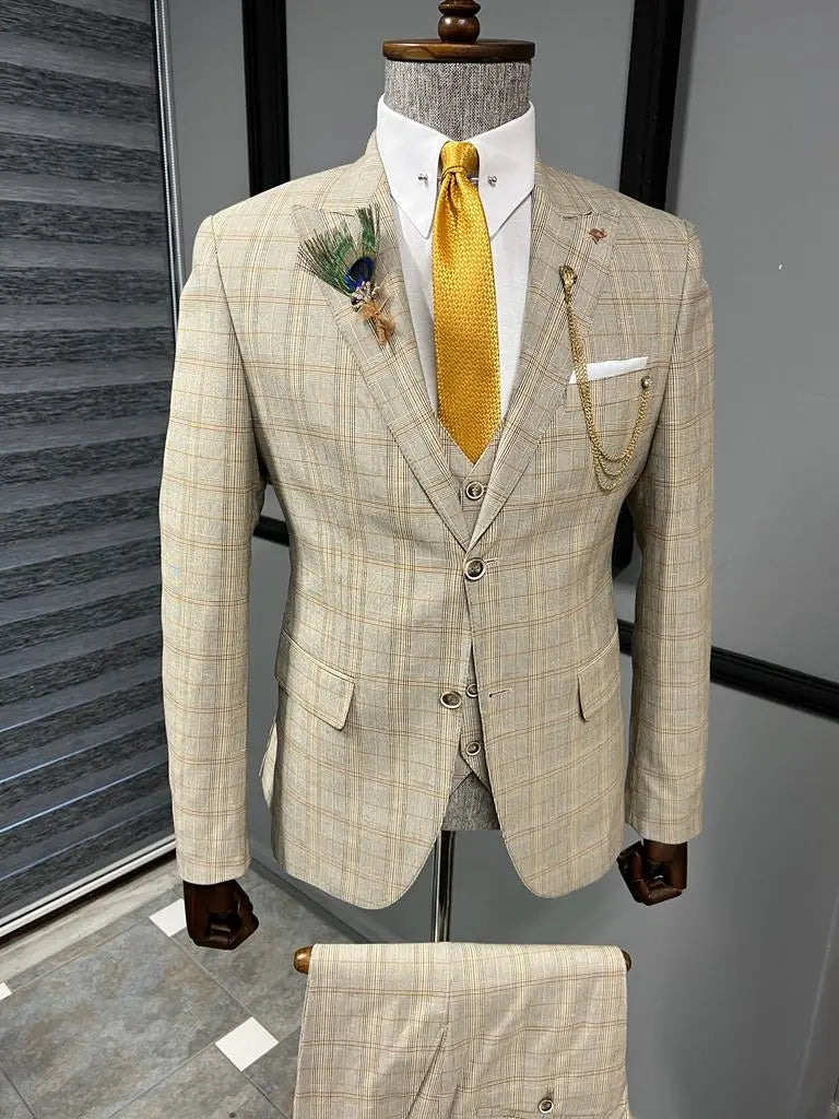 Fremont Camel Slim Fit Peak Lapel Plaid Suit - Elegant Three-Piece Ensemble BOJONI