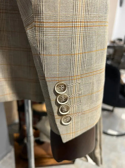 Fremont Camel Slim Fit Peak Lapel Plaid Suit - Elegant Three-Piece Ensemble BOJONI