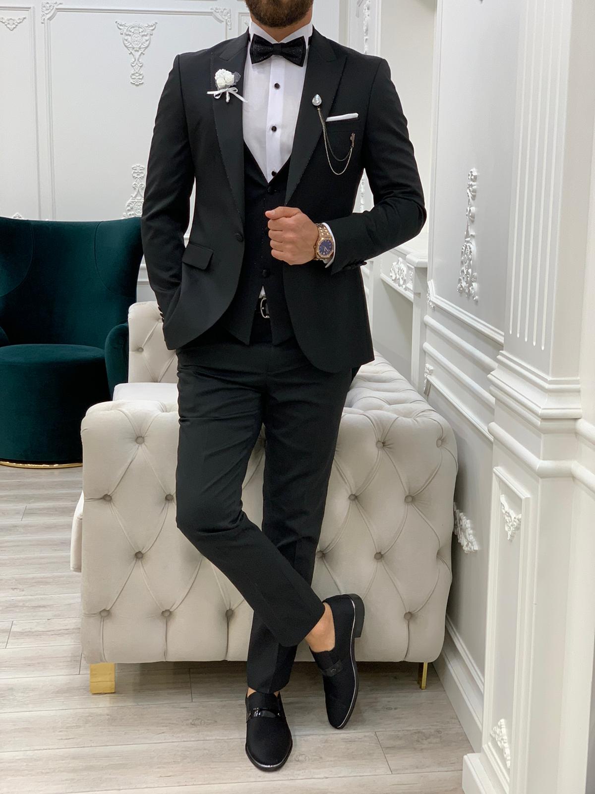 Wilson Black Peak Lapel Tuxedo: Elegance Redefined