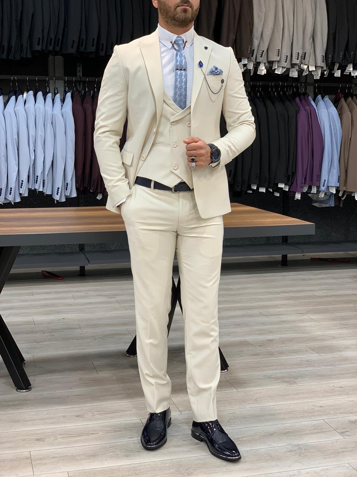 Eros Cream Slim Fit Wool Suit - A Timeless Classic BOJONI