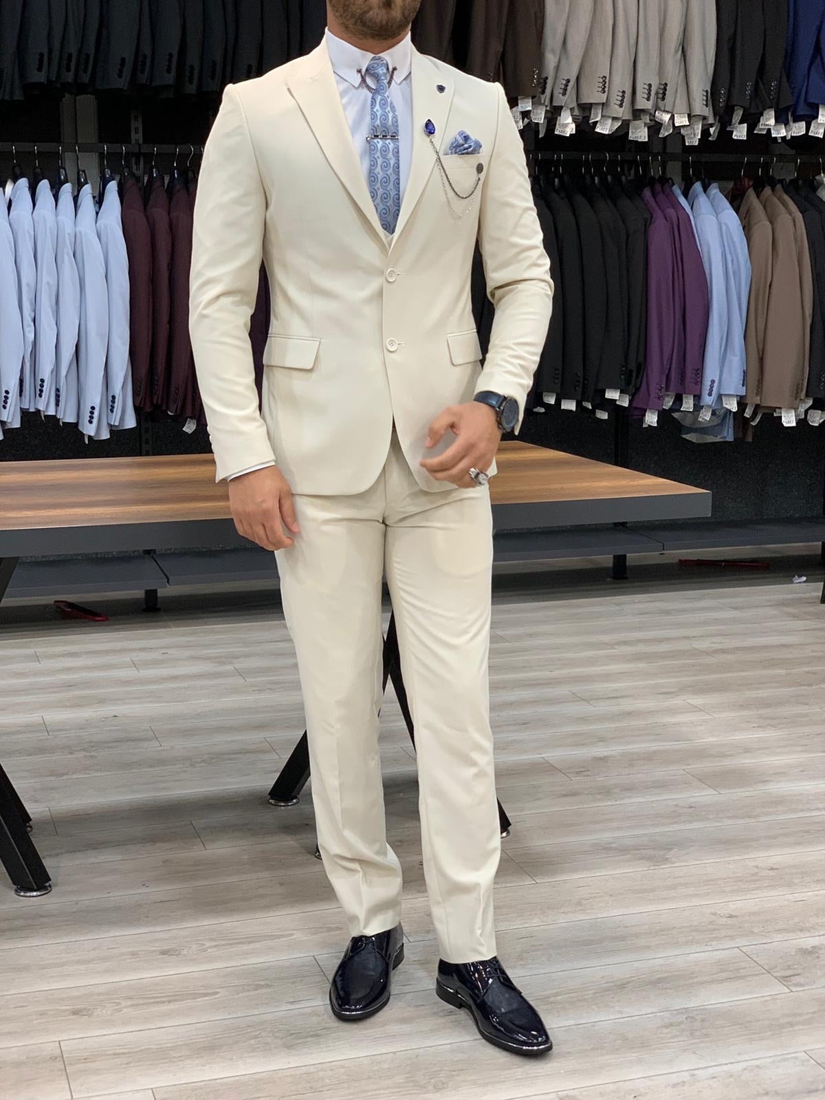 Eros Cream Slim Fit Wool Suit - A Timeless Classic BOJONI