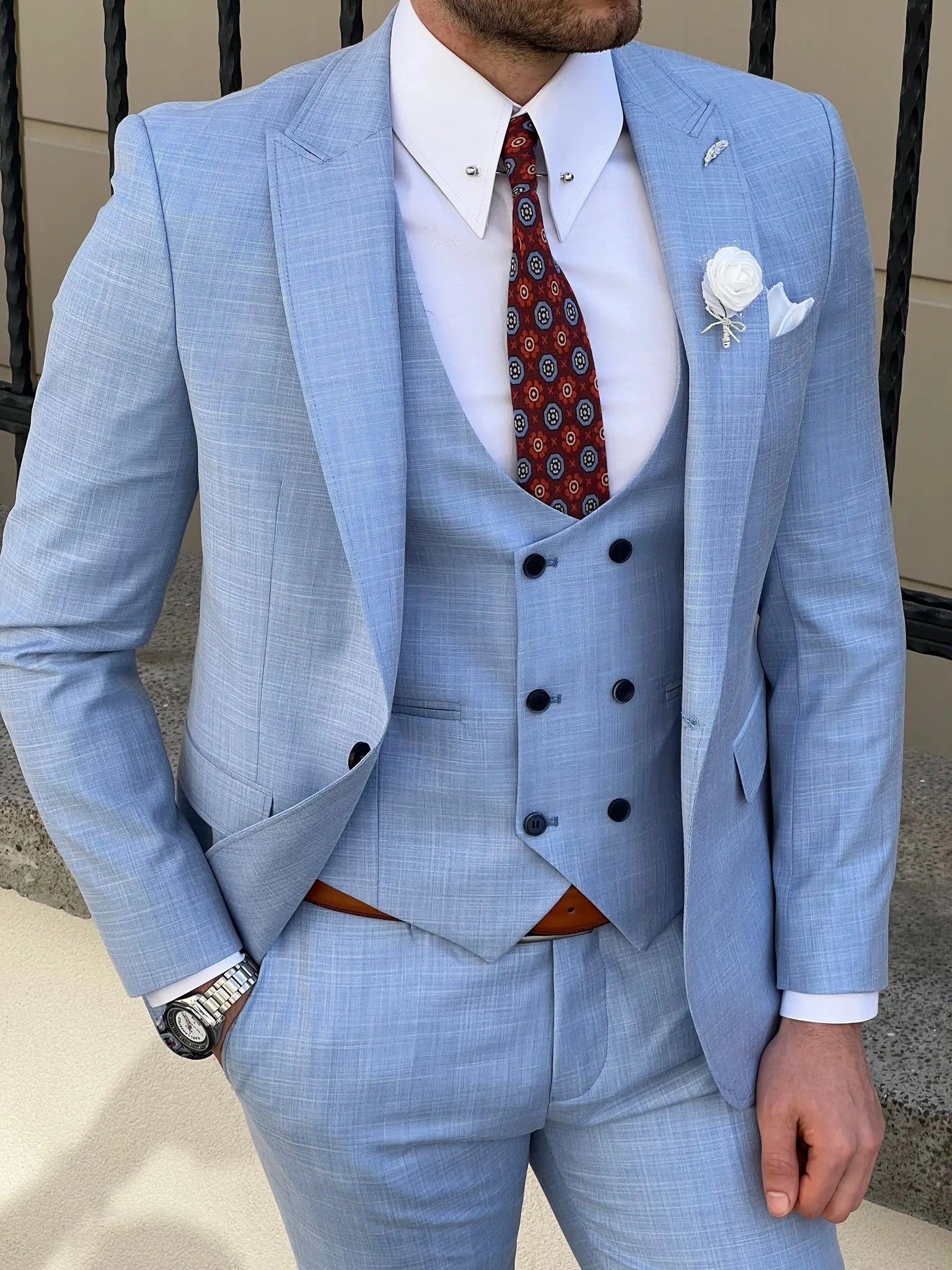 Edmond Sky Blue Slim Fit Peak Lapel Wool Suit: Elegance Redefined BOJONI