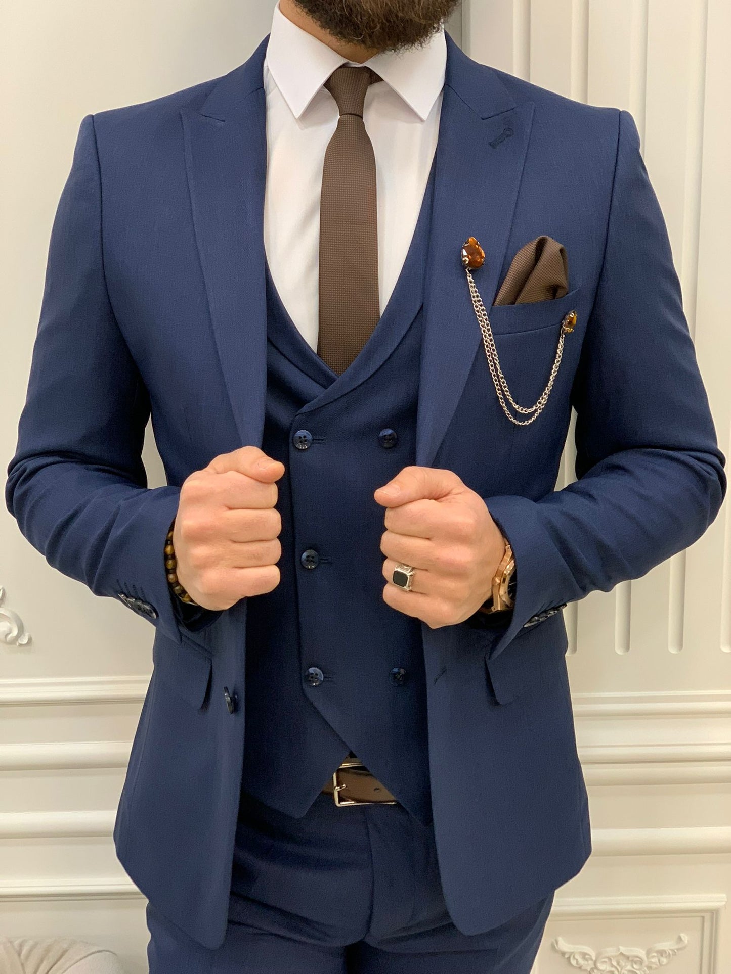 Stefano Navy Blue Slim Fit Suit - A Versatile Three-Piece Ensemble brabion
