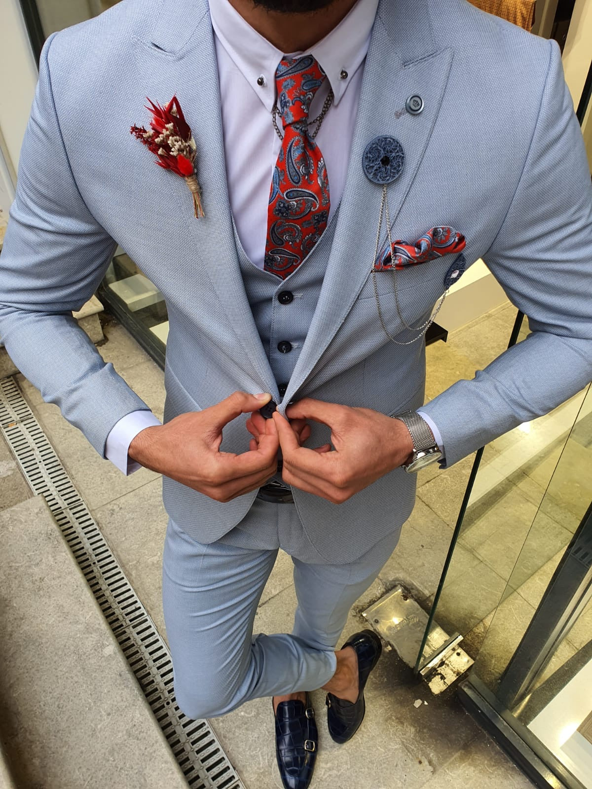 Olympia Blue Slim Fit Suit – The Perfect Choice for Every Occasion brabion
