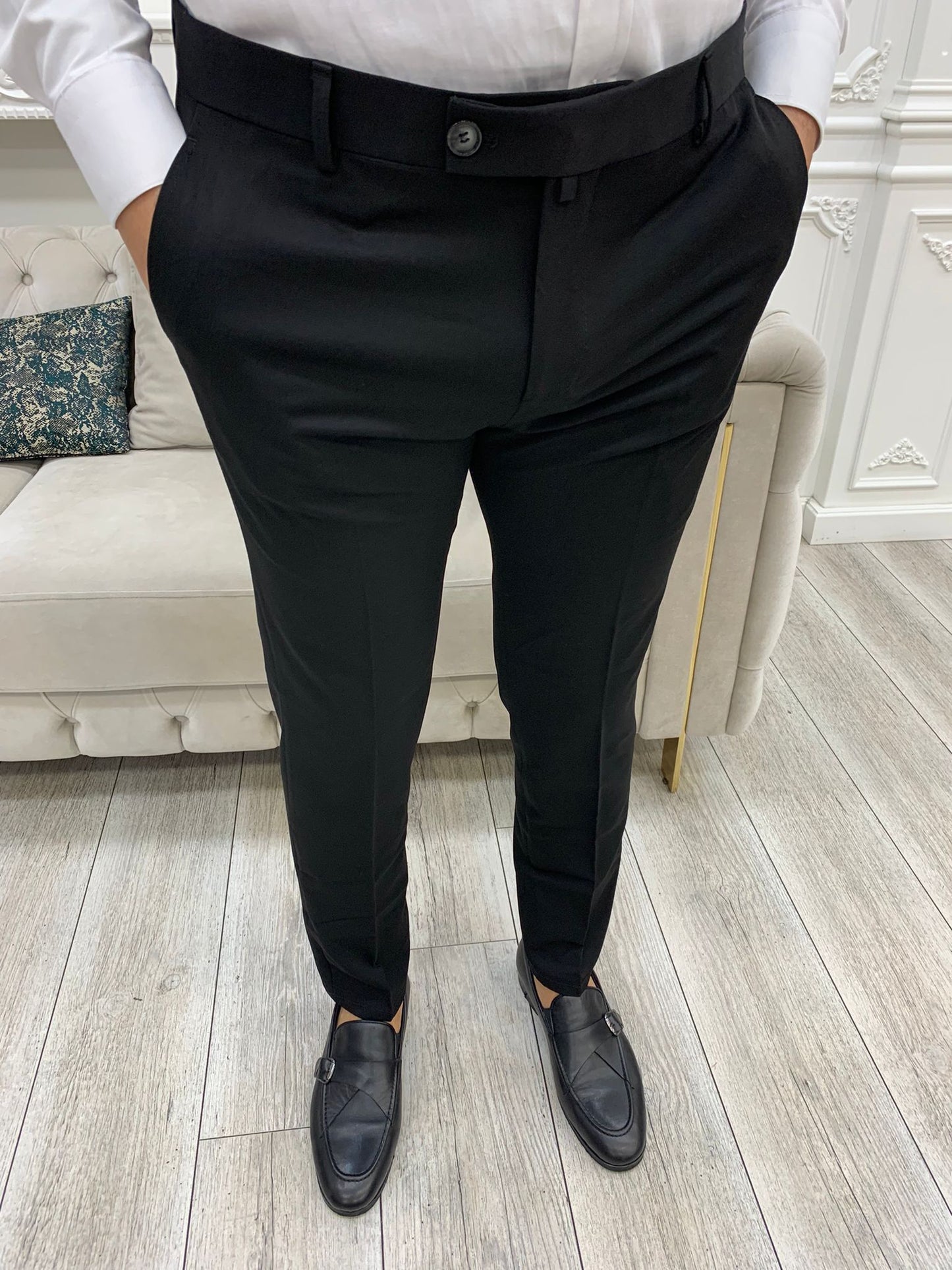 Black Italian Style Slim Fit Trousers for Every Occasion