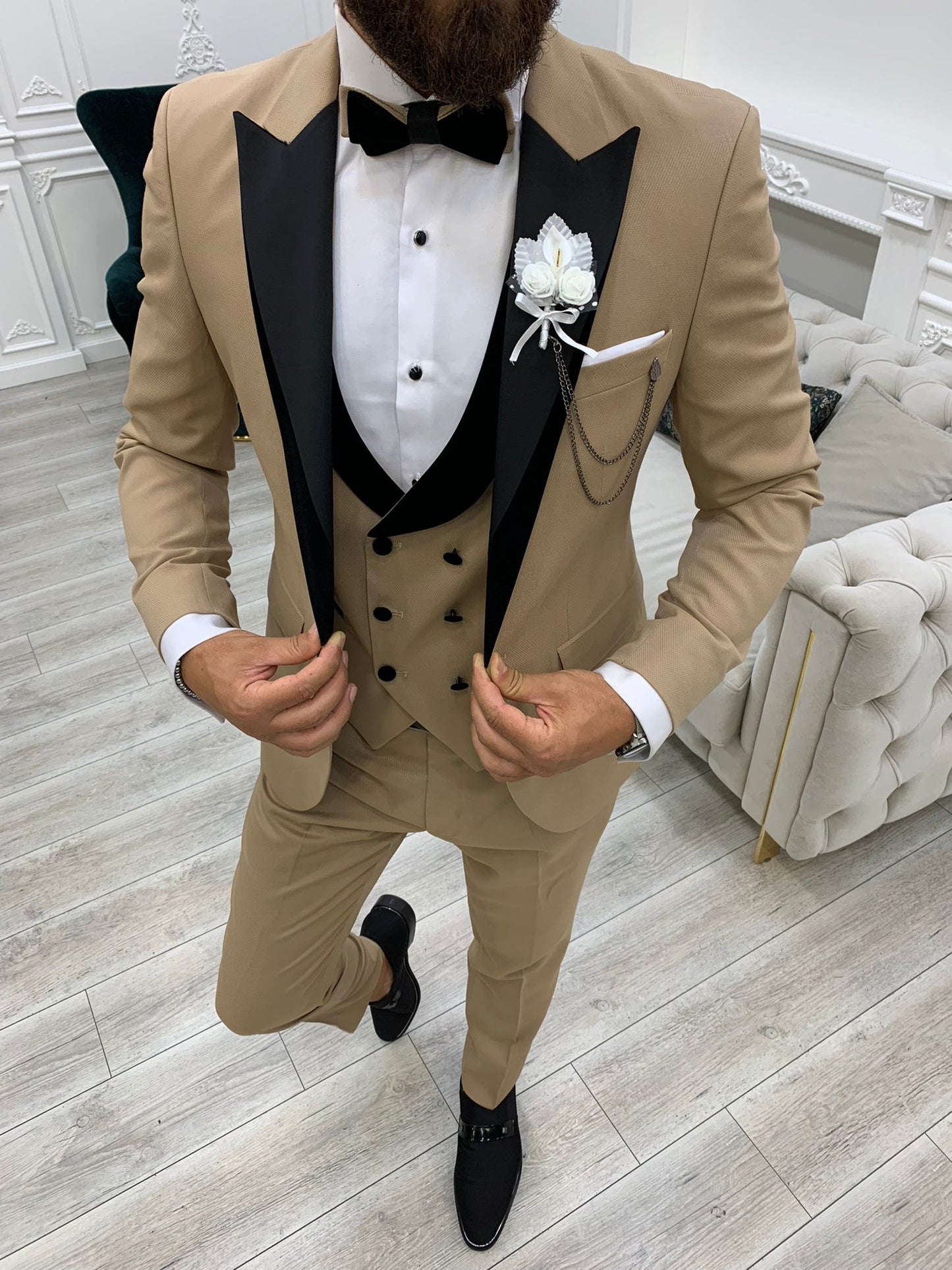 Mark Golden Slim Fit Velvet Peak Lapel Tuxedo